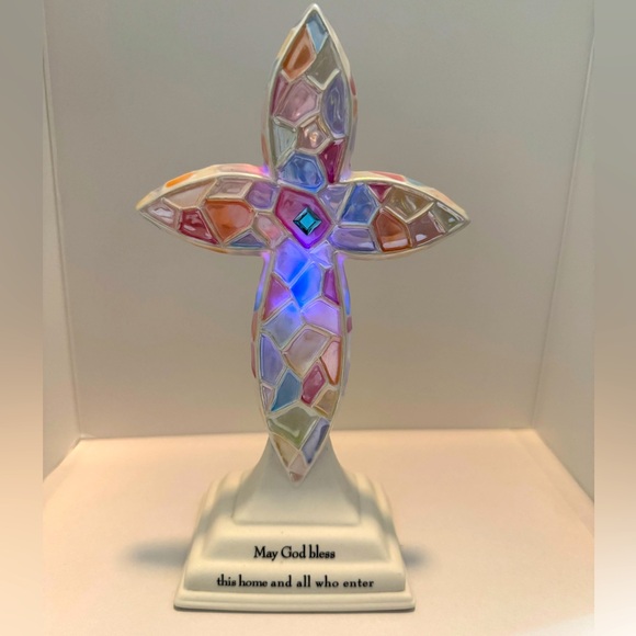 Avon Bisque with Mosaic Ceramic Glass Light up Cross. (C) - Picture 1 of 8